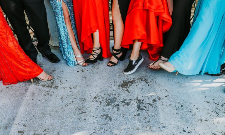 prom-4087892_1920